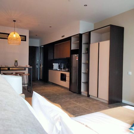 Scarletz Suites Klcc I Homebrickz Куала Лумпур Екстериор снимка