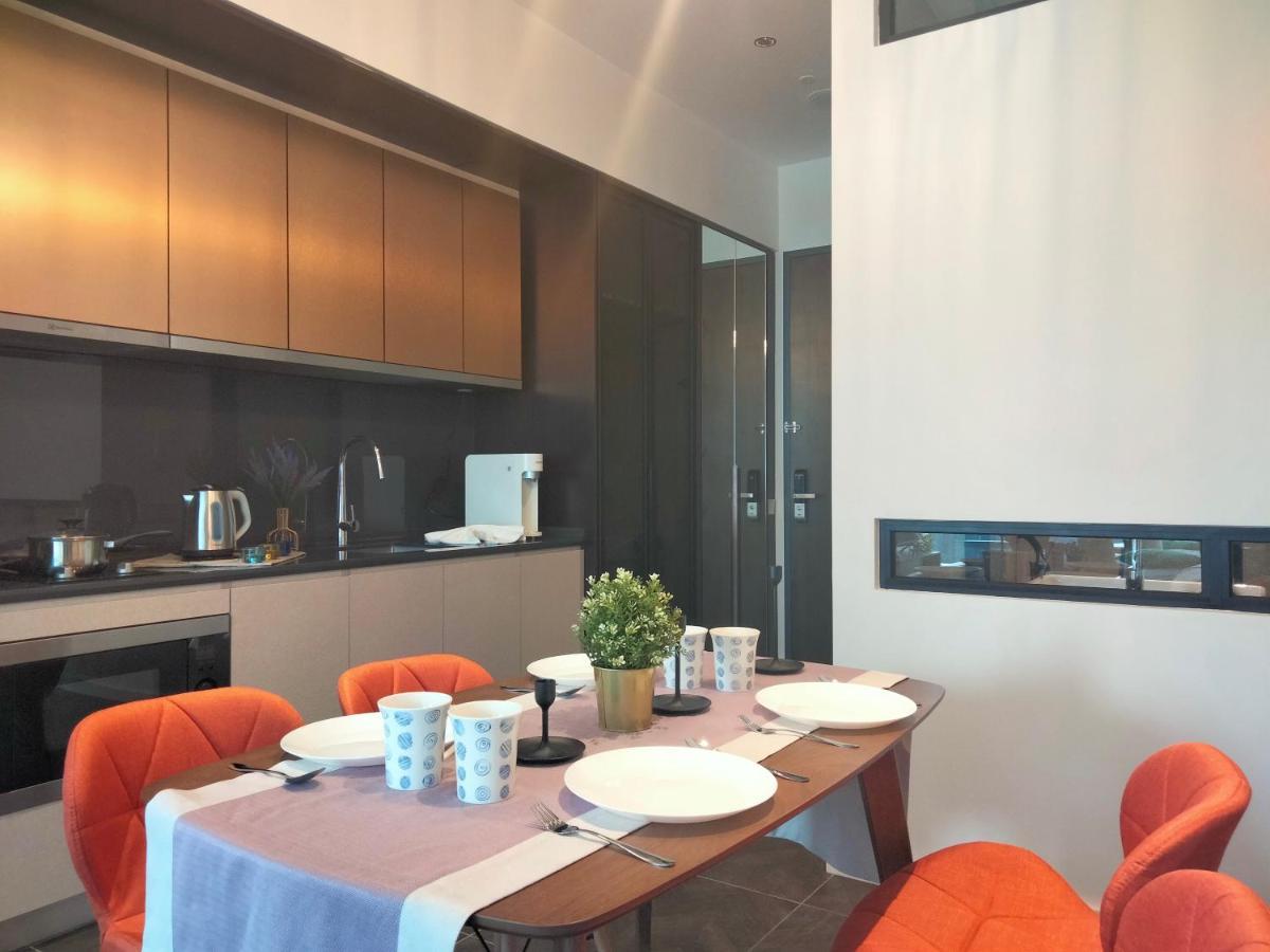 Scarletz Suites Klcc I Homebrickz Куала Лумпур Екстериор снимка