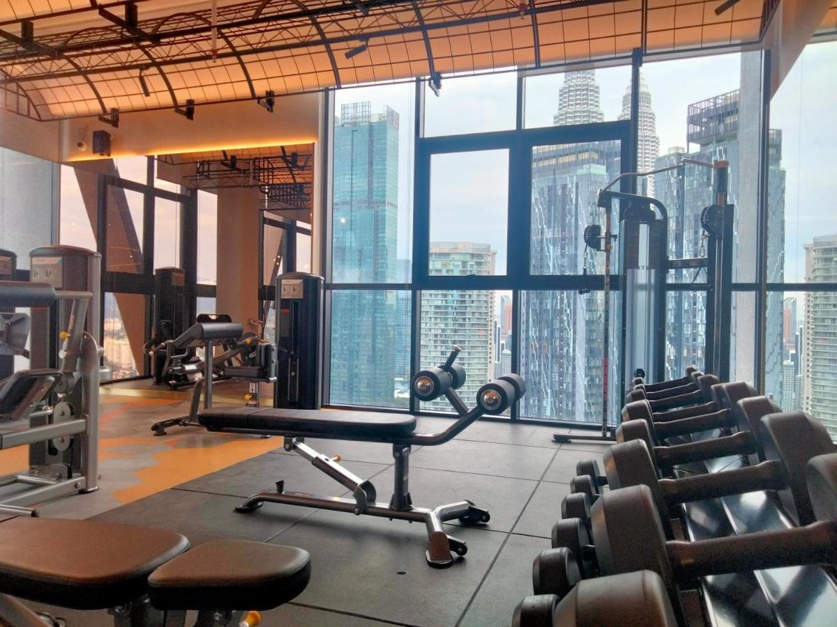 Scarletz Suites Klcc I Homebrickz Куала Лумпур Екстериор снимка