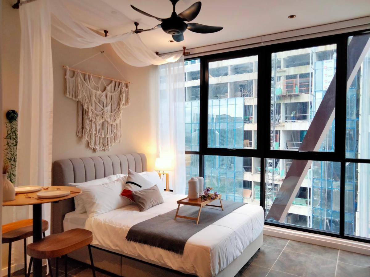 Scarletz Suites Klcc I Homebrickz Куала Лумпур Екстериор снимка