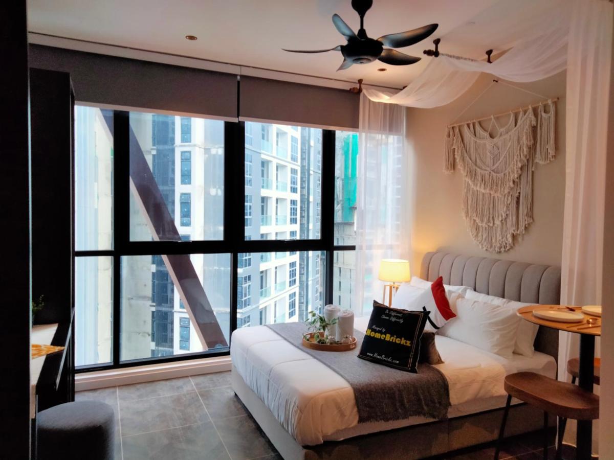 Scarletz Suites Klcc I Homebrickz Куала Лумпур Екстериор снимка